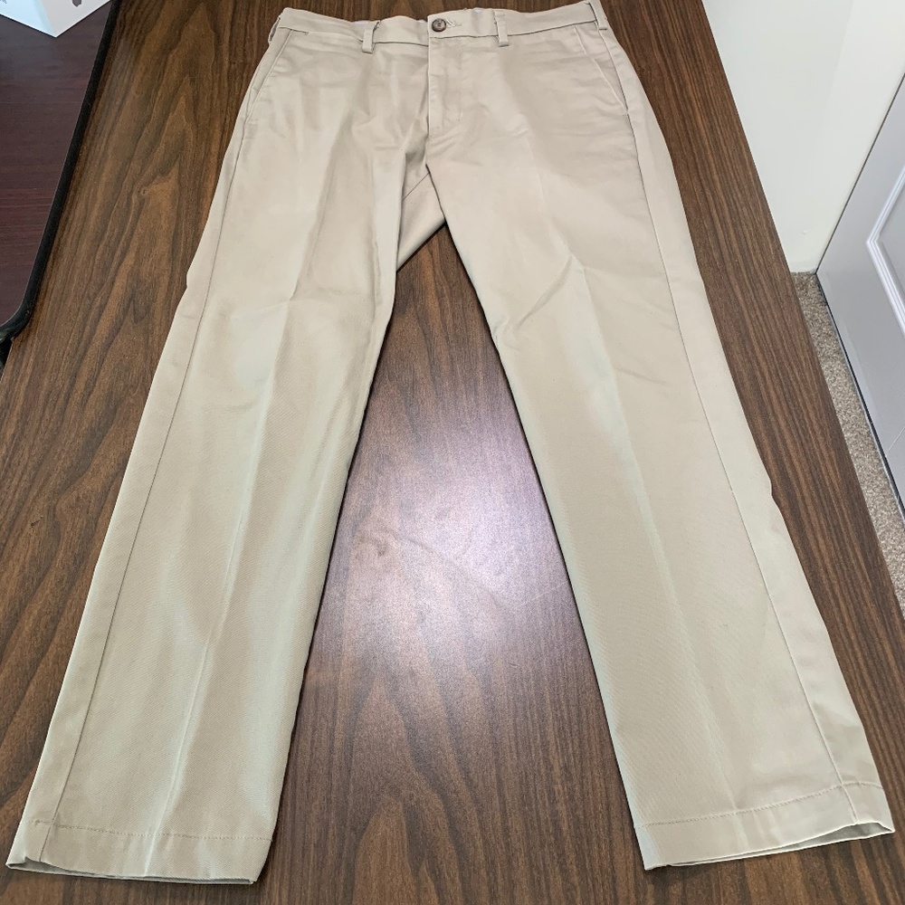 Dockers 'The Clean Khaki Slim Tapered'